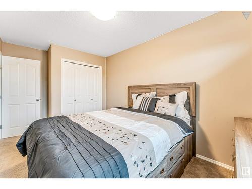 2822 16A Av Nw, Edmonton, AB - Indoor Photo Showing Bedroom