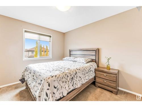 2822 16A Av Nw, Edmonton, AB - Indoor Photo Showing Bedroom