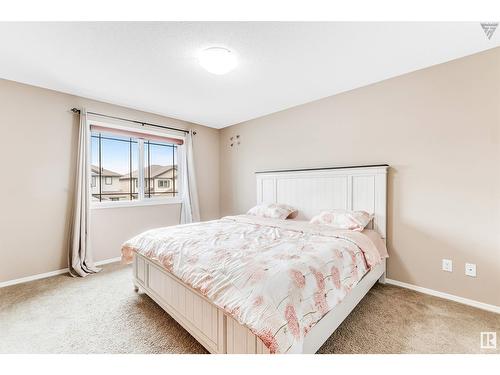 2822 16A Av Nw, Edmonton, AB - Indoor Photo Showing Bedroom