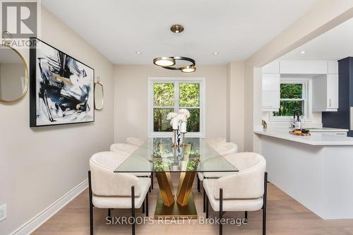 143 Glenway Circle, Newmarket, ON - Indoor Photo Showing Dining Room