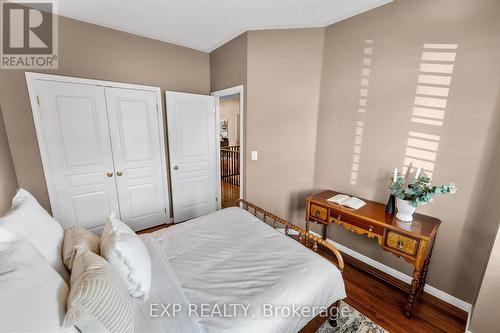 818 Greenly Drive, Cobourg, ON - Indoor Photo Showing Bedroom