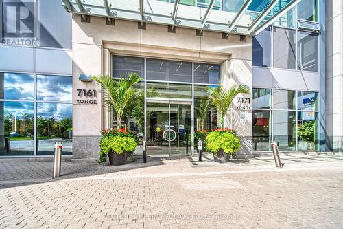 2115 - 7171 Yonge Street, Markham, ON - Outdoor