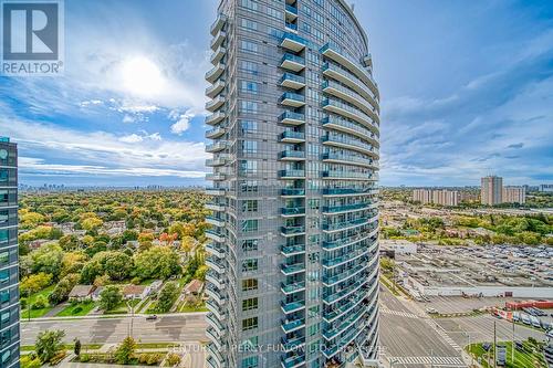 2115 - 7171 Yonge Street, Markham, ON - Outdoor With Facade