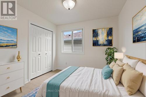 223 Crimson Crescent, London, ON - Indoor Photo Showing Bedroom