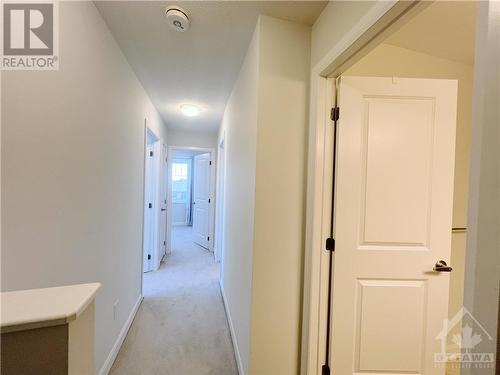 40 Teelin Circle, Ottawa, ON - Indoor Photo Showing Other Room