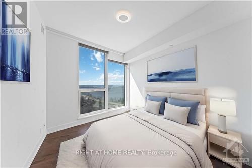 2106 - 485 Richmond Road, Ottawa, ON - Indoor Photo Showing Bedroom