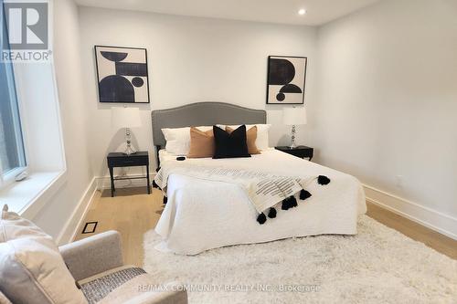 30 Kellythorne Drive, Toronto, ON - Indoor Photo Showing Bedroom