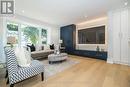 30 Kellythorne Drive, Toronto, ON  - Indoor Photo Showing Living Room 