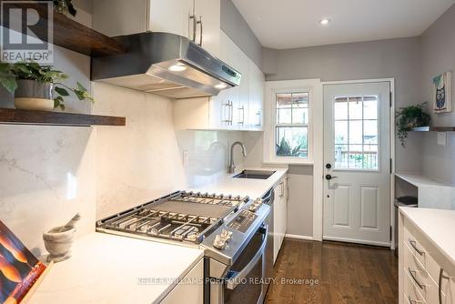 73 Hanna Road, Toronto, ON - Indoor Photo Showing Kitchen