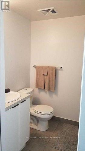 2602 - 14 York Street, Toronto, ON - Indoor Photo Showing Bathroom