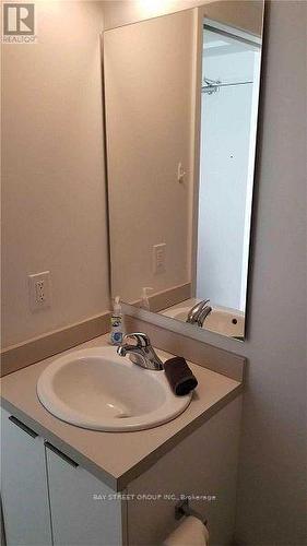 2602 - 14 York Street, Toronto, ON - Indoor Photo Showing Bathroom