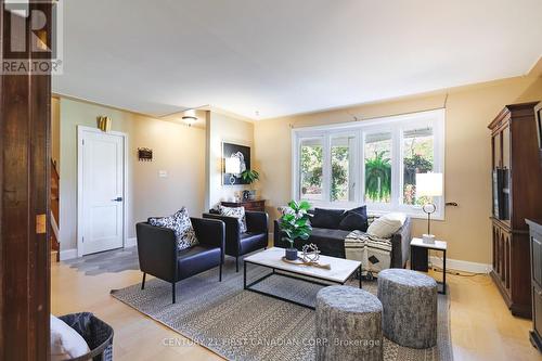 New Birch Hardwood and ceramic tile flooring -2022 - 184 Millbank Drive, London, ON - Indoor Photo Showing Living Room