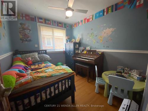 10 Janray Drive, Toronto, ON - Indoor Photo Showing Bedroom