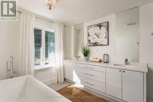 62 Clissold Road, Toronto, ON - Indoor Photo Showing Bathroom