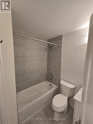 G6 - 20 Palace Street, Kitchener, ON - Indoor Photo Showing Bathroom