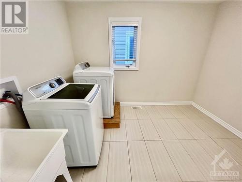 167 Santolina Street, Stittsville, ON - Indoor Photo Showing Laundry Room