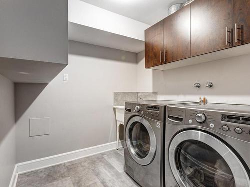 Salle de lavage - 819 Rue Pierre-Marc-Masson, Montréal (L'Île-Bizard/Sainte-Geneviève), QC - Indoor Photo Showing Laundry Room