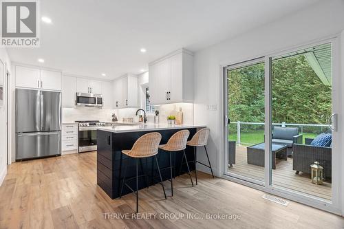 3 Ravine Park Road N, Central Huron (Goderich Twp), ON - Indoor Photo Showing Kitchen With Upgraded Kitchen