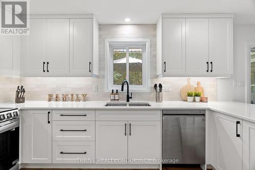 3 Ravine Park Road N, Central Huron (Goderich Twp), ON - Indoor Photo Showing Kitchen With Double Sink With Upgraded Kitchen