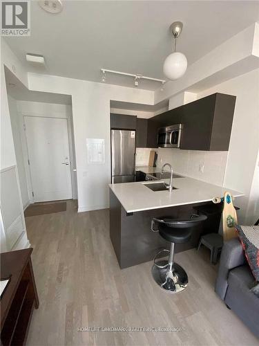 2009 - 57 St Joseph Street, Toronto, ON - Indoor Photo Showing Kitchen