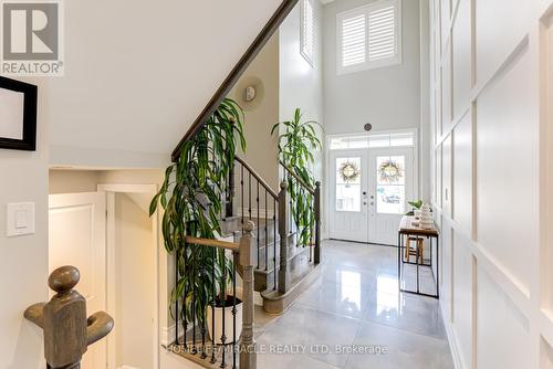 54 Hoard Avenue, New Tecumseth, ON - Indoor Photo Showing Other Room