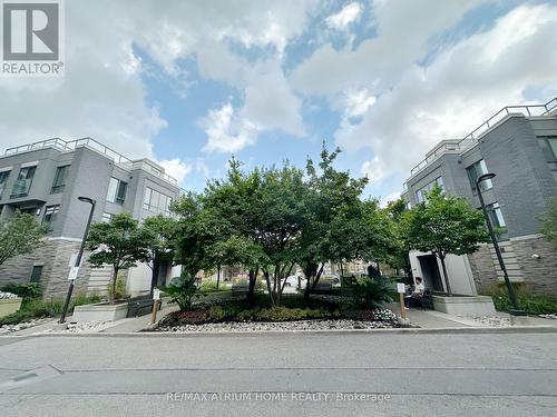 316 - 277 South Park Road, Markham, ON - Outdoor