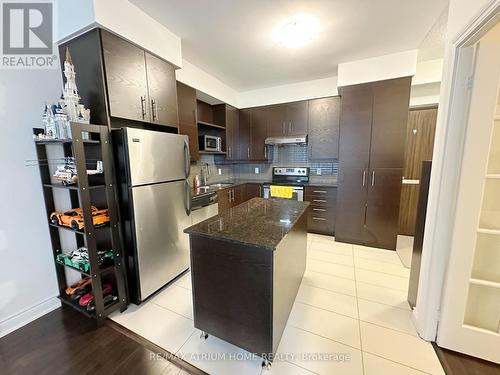 316 - 277 South Park Road, Markham, ON - Indoor Photo Showing Kitchen