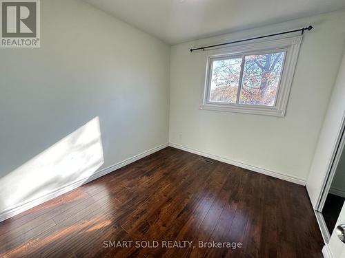 40 Onslow Court, Oakville, ON - Indoor Photo Showing Other Room