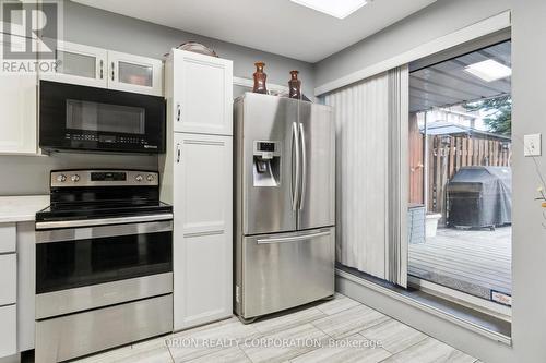 43 - 2170 Bromsgrove Road, Mississauga, ON - Indoor Photo Showing Kitchen With Stainless Steel Kitchen