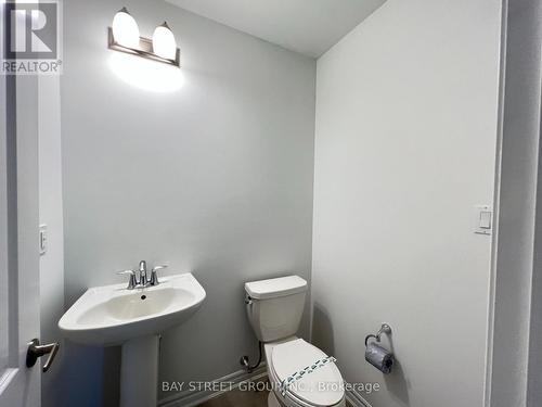 3082 William Cutmore Boulevard, Oakville, ON - Indoor Photo Showing Bathroom