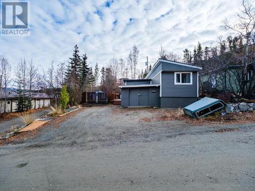 109-4 Prospector Road, Whitehorse, YT - Outdoor