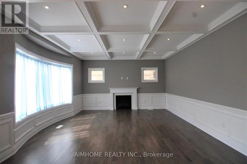 151 Bridgepointe Court, Aurora, ON - Indoor Photo Showing Other Room