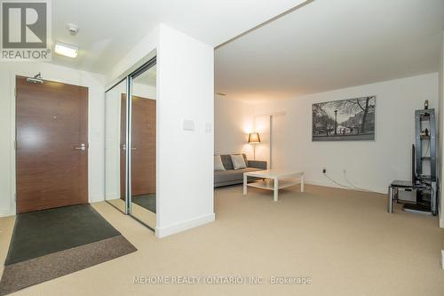 G17 - 26 Capreol Court, Toronto, ON - Indoor Photo Showing Other Room