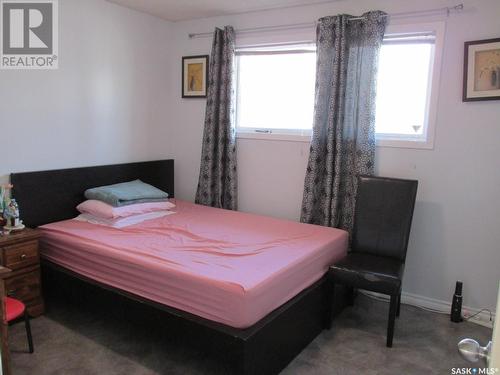 322 6Th Avenue W, Nipawin, SK - Indoor Photo Showing Bedroom