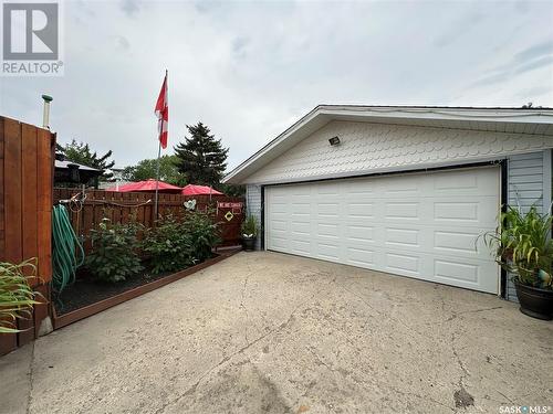 233 Onstad Crescent, Weyburn, SK - Outdoor With Exterior