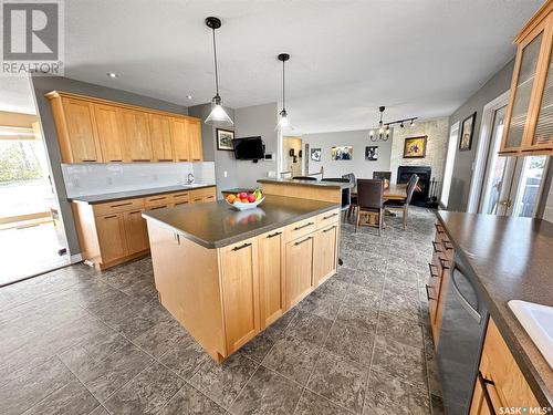 Nw City Limit Acreage, Swift Current Rm No. 137, SK - Indoor Photo Showing Kitchen