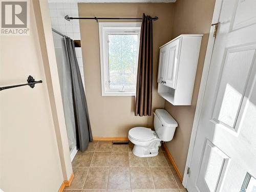 Nw City Limit Acreage, Swift Current Rm No. 137, SK - Indoor Photo Showing Bathroom