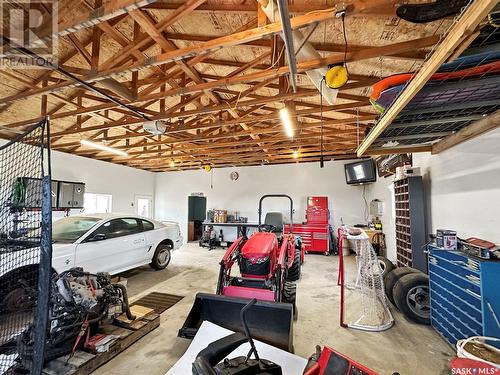 Nw City Limit Acreage, Swift Current Rm No. 137, SK - Indoor Photo Showing Garage