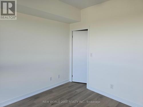 501 - 5101 Dundas Street W, Toronto, ON - Indoor Photo Showing Other Room