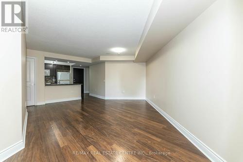 1424 - 500 Doris Avenue, Toronto, ON - Indoor Photo Showing Other Room