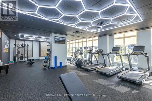 1424 - 500 Doris Avenue, Toronto, ON - Indoor Photo Showing Gym Room