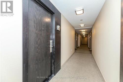 1424 - 500 Doris Avenue, Toronto, ON - Indoor Photo Showing Other Room