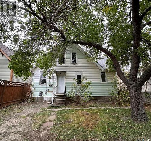 404 Toronto Street, Regina, SK - Outdoor