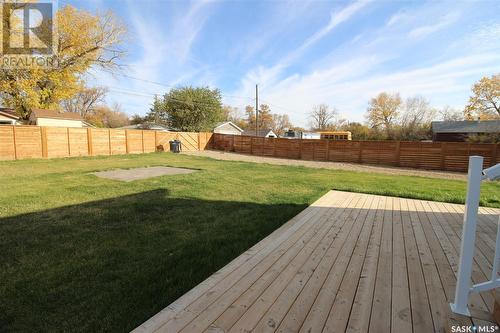 209 2Nd Avenue E, Shaunavon, SK - Outdoor