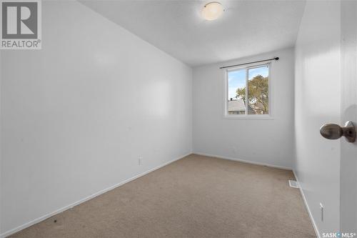 3958 Castle Road, Regina, SK - Indoor Photo Showing Other Room