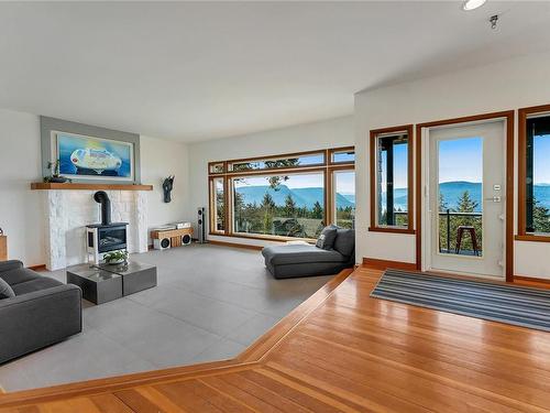 263 Canvasback Pl, Salt Spring, BC 