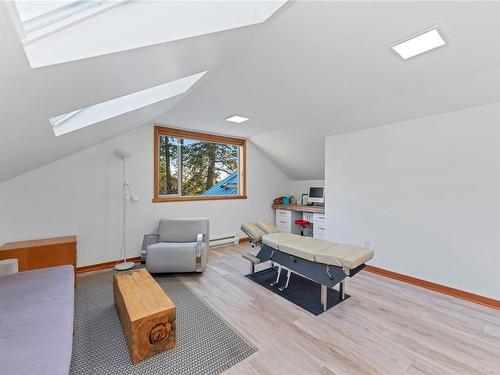 263 Canvasback Pl, Salt Spring, BC 