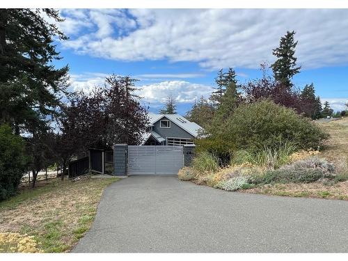 263 Canvasback Pl, Salt Spring, BC 