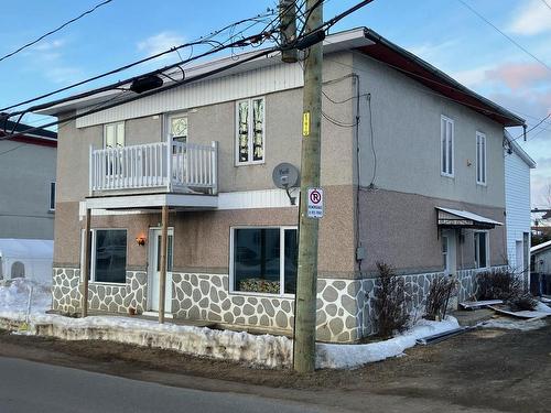 Frontage - 431  - 435 Boul. Royal, Saint-Tite, QC - Outdoor