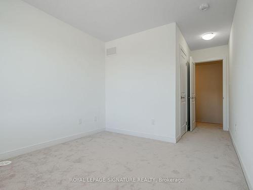 29 Red Maple Lane, Barrie, ON - Indoor Photo Showing Other Room